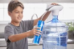 The Flow - Rechargeable Portable Electronic Water Dispenser -Camping Equipment Store epump child fillingwaterbottle